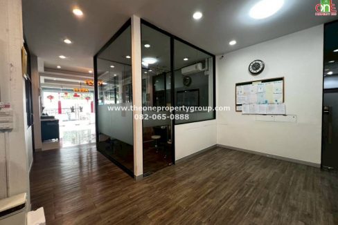 LINE_ALBUM_A1809 A1810_251101_20