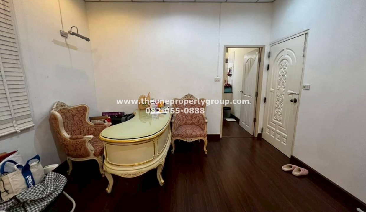 LINE_ALBUM_A1809 A1810_251101_4