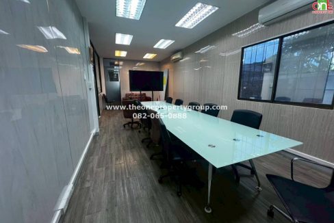 LINE_ALBUM_A1809 A1810_251101_58