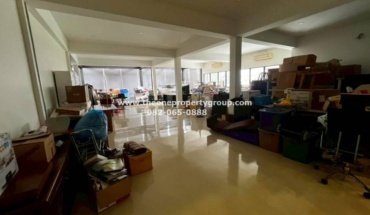 LINE_ALBUM_A1809 A1810_251101_7