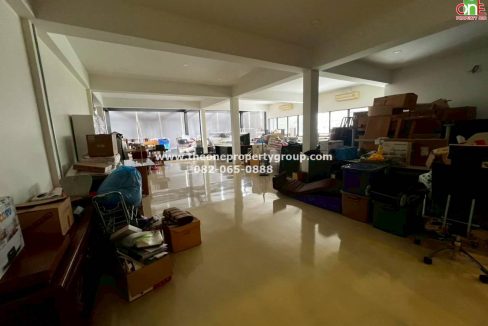 LINE_ALBUM_A1809 A1810_251101_7