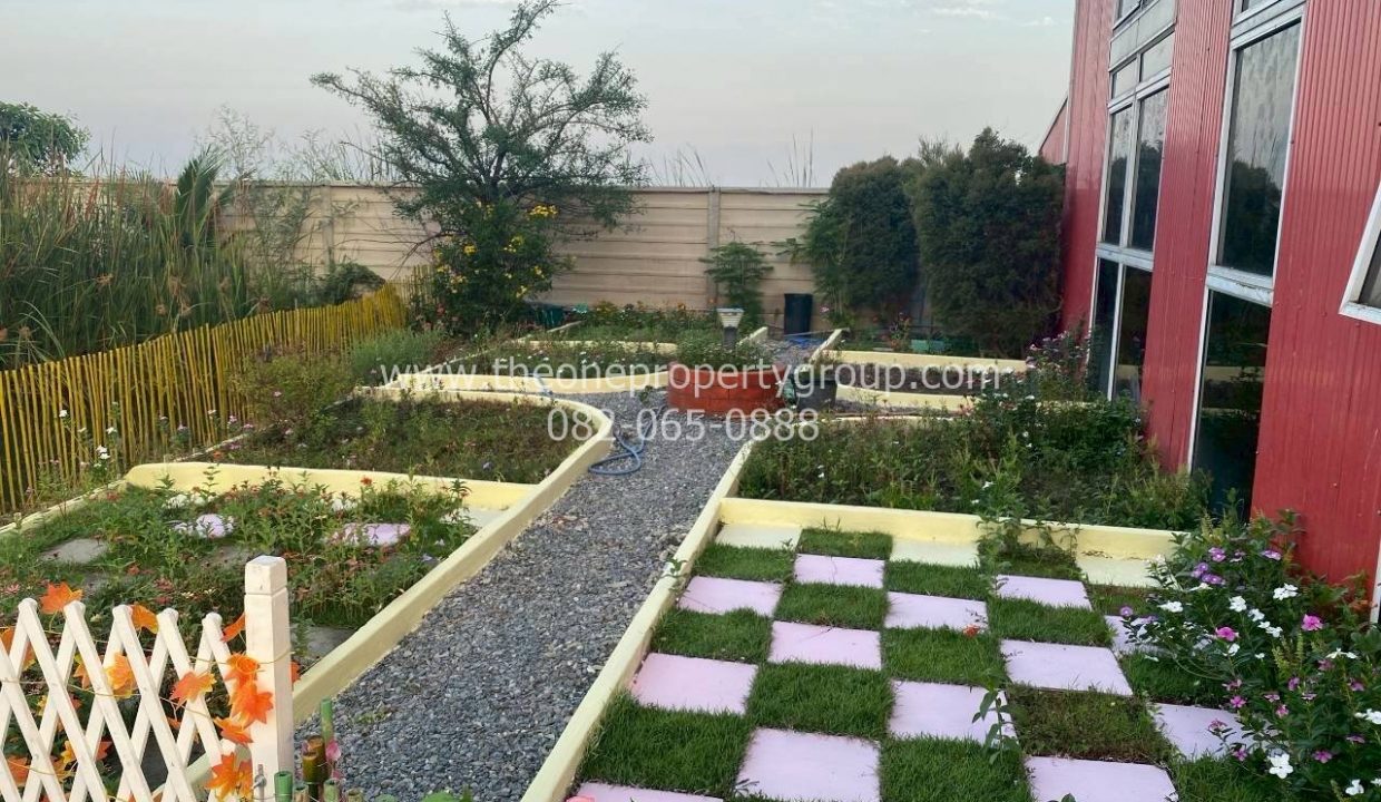 LINE_ALBUM_A1824 บ้านหรู อ.บางเลน นครปฐม_251123_3