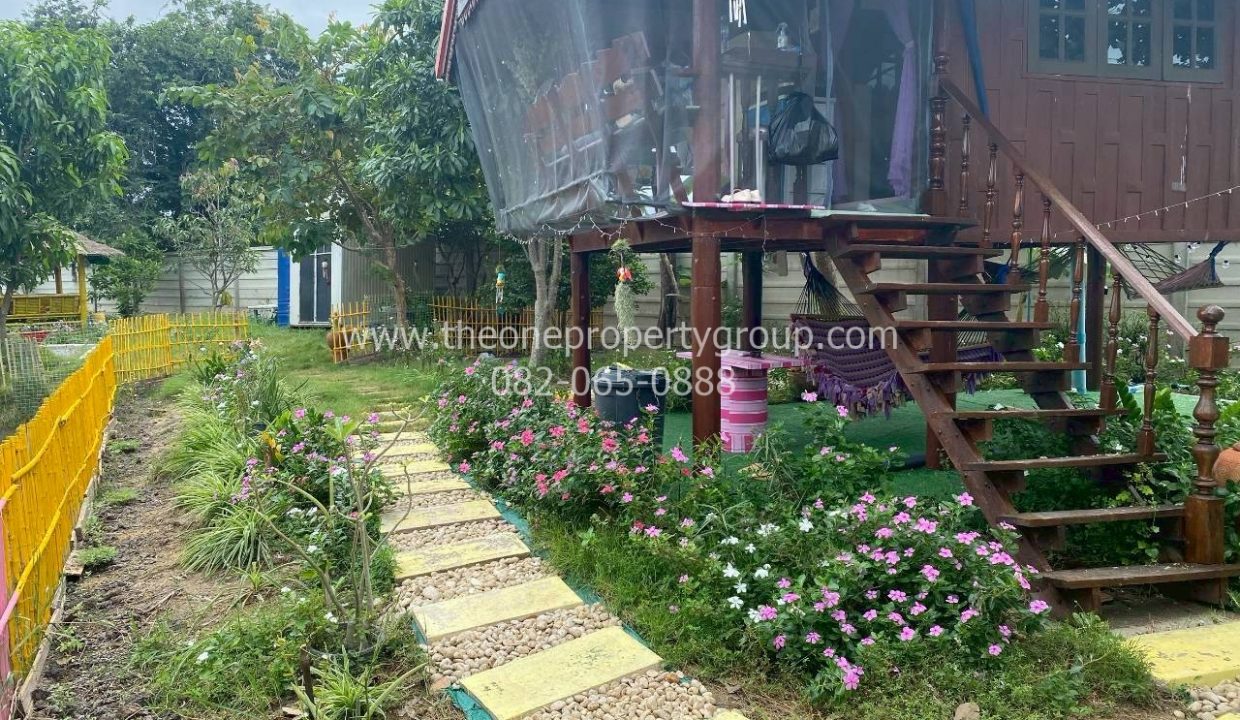 LINE_ALBUM_A1824 บ้านหรู อ.บางเลน นครปฐม_251123_8