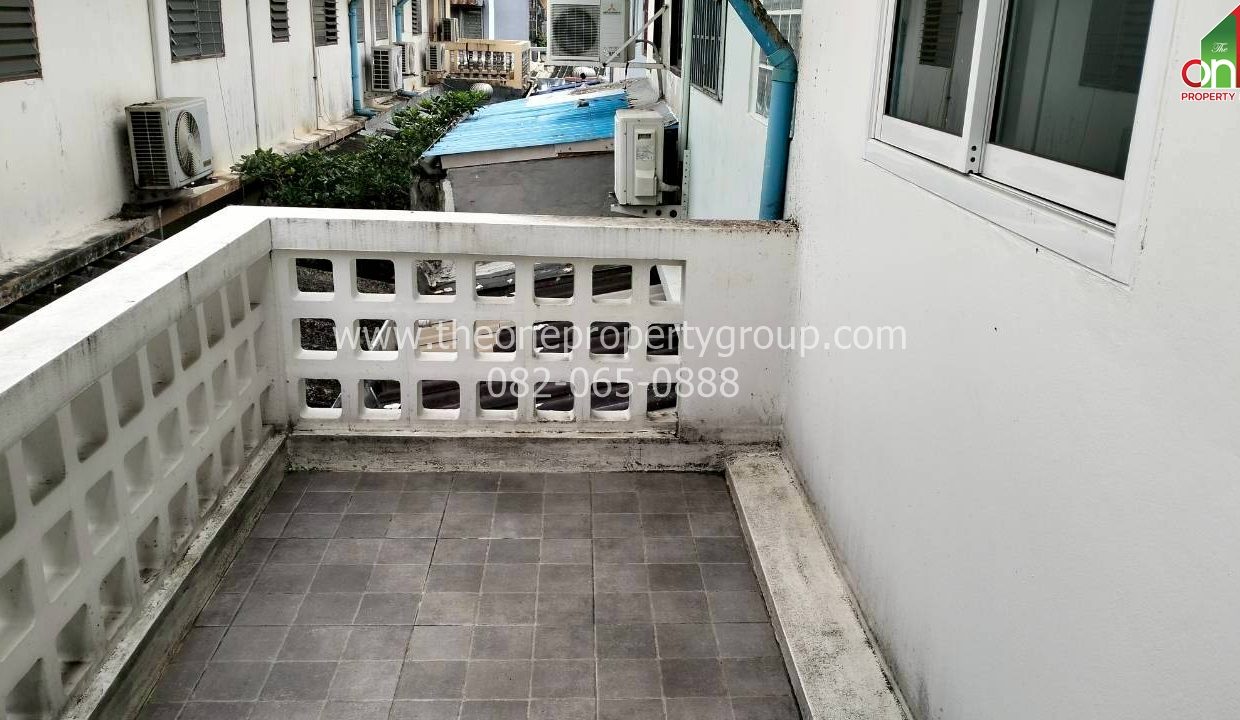 LINE_ALBUM_A1818ม.รัตนาวลัย_251204_1