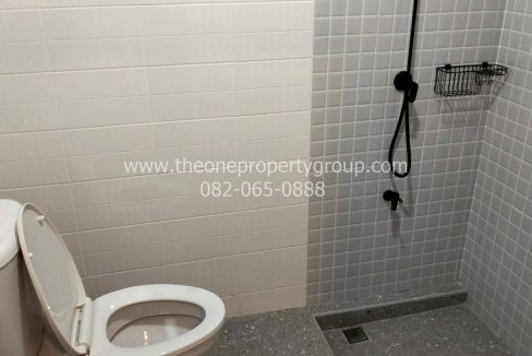 LINE_ALBUM_A1818ม.รัตนาวลัย_251204_2