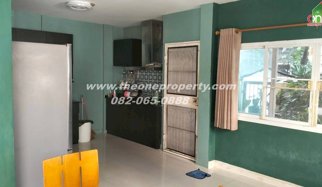 LINE_ALBUM_A1798 วรารักษ์ หลังมุม_251228_13