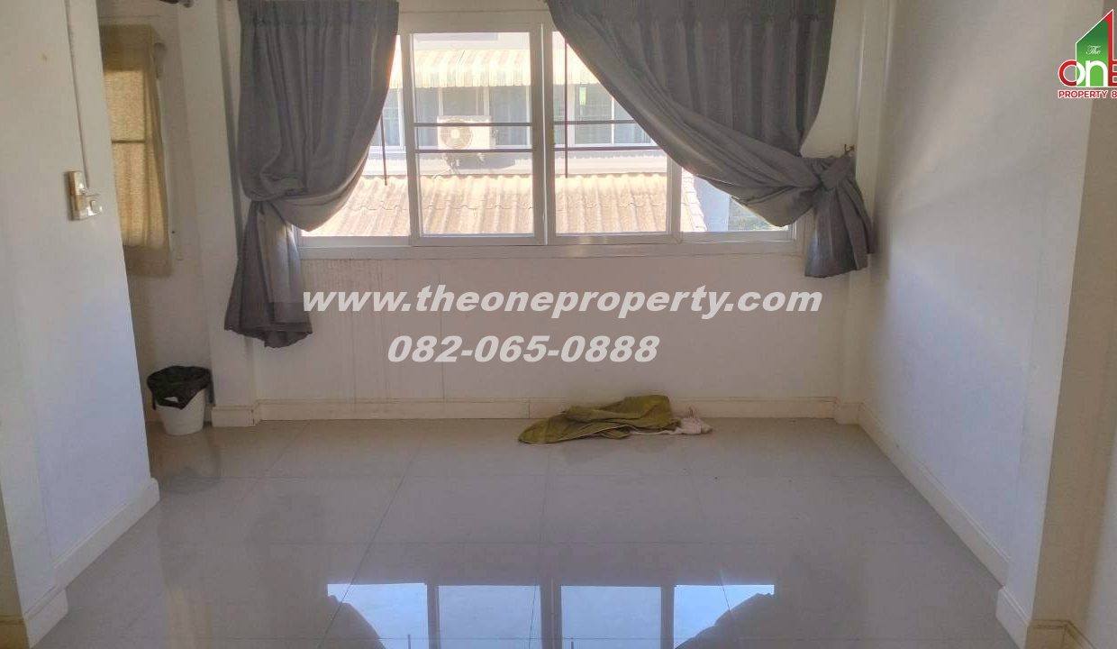 LINE_ALBUM_A1798 วรารักษ์ หลังมุม_251228_6