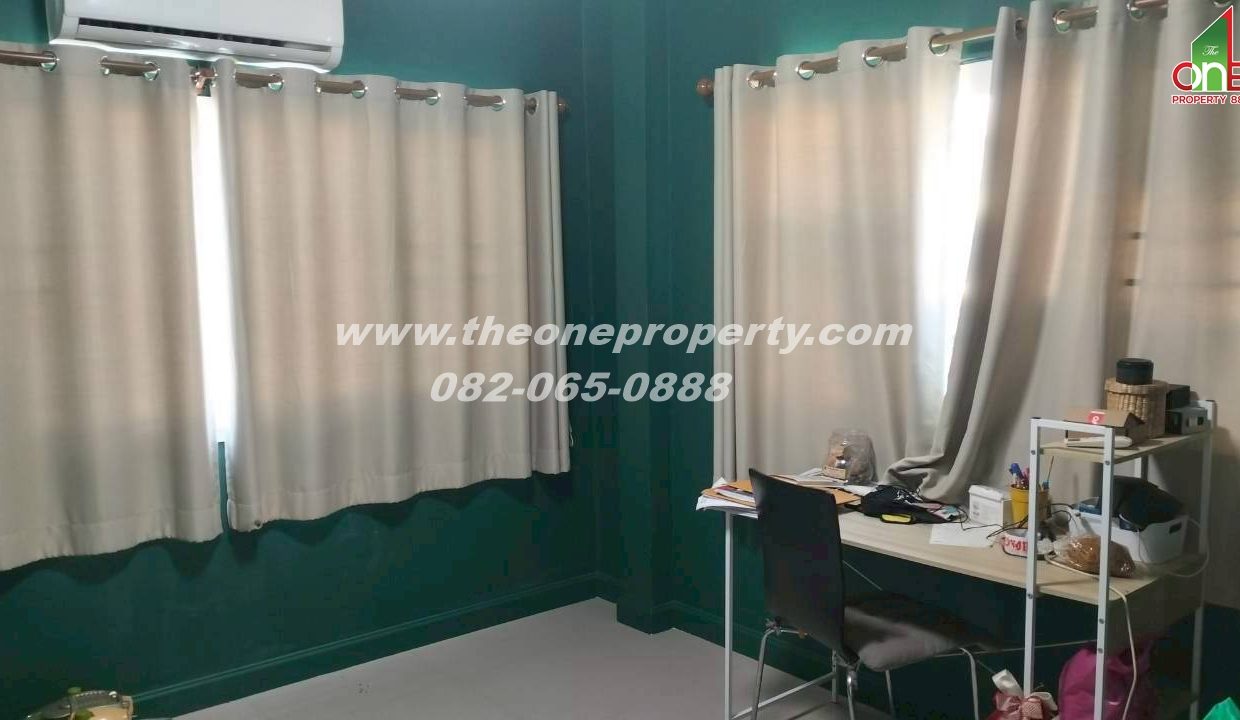 LINE_ALBUM_A1798 วรารักษ์ หลังมุม_251228_9