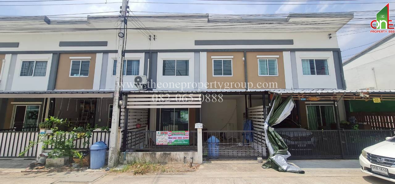 ทาวน์เฮ้าส์ 2 ชั้น 17.6 ตรว. ม.ลลิลทาวน์ ไลโอ ลำลูกกา ถ.ลำลูกกา ถ.เลียบคลอง5ฝั่งตะวันตก ต.ลาดสวาย อ.ลำลูกกา จ.ปทุมธานี